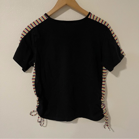 Mr. Happy Embroidered Black Ruched Rainbow Side Short Sleeve Tee Scoop Neck-M - Picture 2 of 9